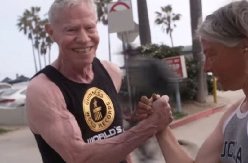 90-Year-Old Bodybuilder Reveals His Secrets - Guinness World
