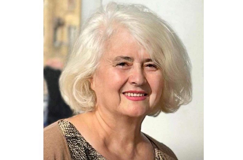 Fəzilət şairi XALİDƏ HİCRAN 