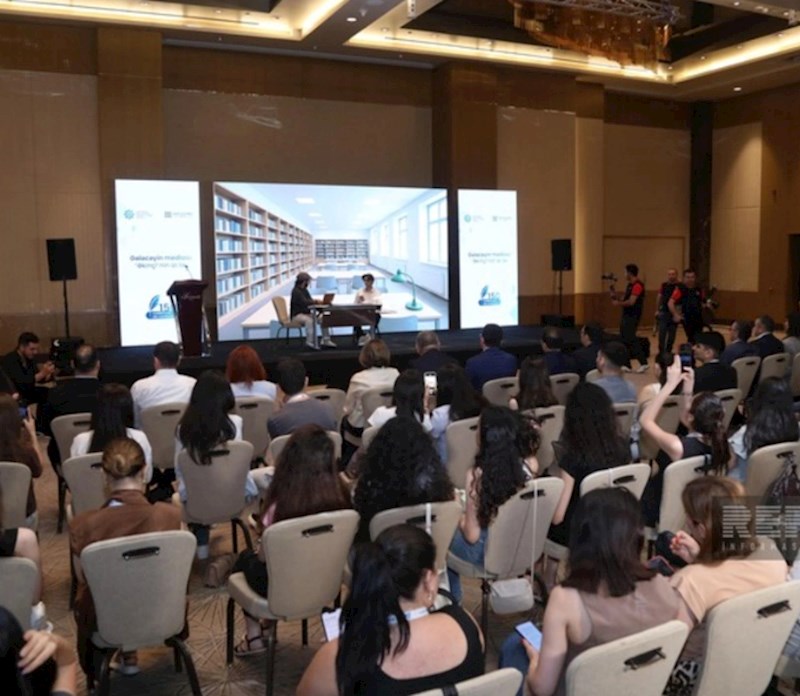 "Gələcəyin mediası: "Əkinçi"nin izi ilə" mövzusunda forum keçirilib