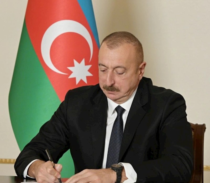 İlham Əliyev Nikolas Maduronu təbrik edib 