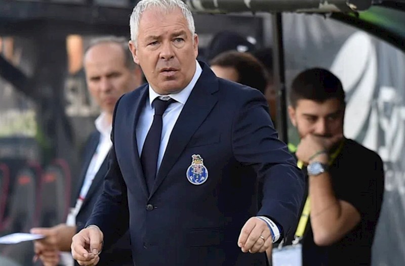 Portuqaliyalı keçmiş futbolçu Jorje Koşta vəfat edib